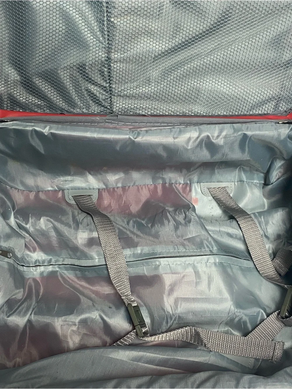 Rockland Lightweight Carry-On Suitcase Soft side Fabric Red/Black
